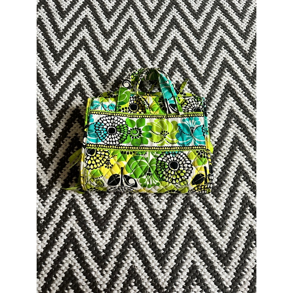 Vera Bradley Hanging Travel Organizer Lime’s Up - RETIRED🍋‍🟩